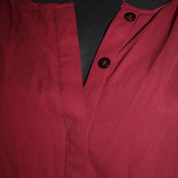 Burgundy Blouse w/ Lace Sleeves&Button-Down Front Size S BY VALERIE STEVENS - Picture 6 of 6